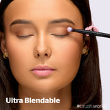 Brushworks No. 19 Crease Blending Eye Brush