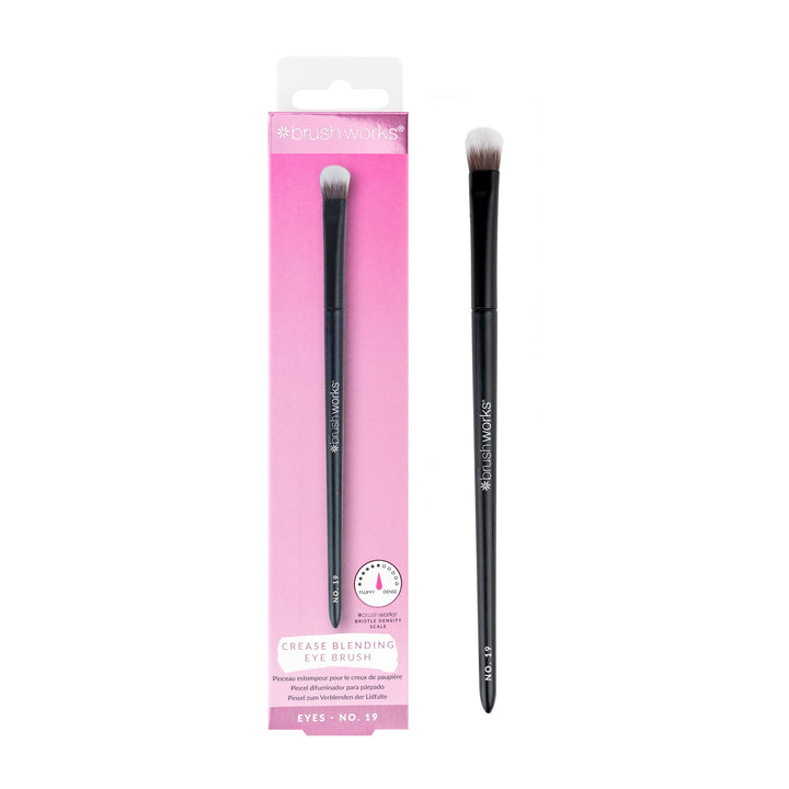 Brushworks No. 19 Crease Blending Eye Brush